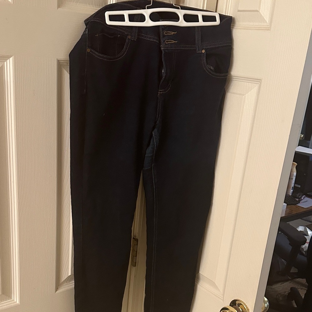 Women's Mid Waisted Dark Blue Jeans